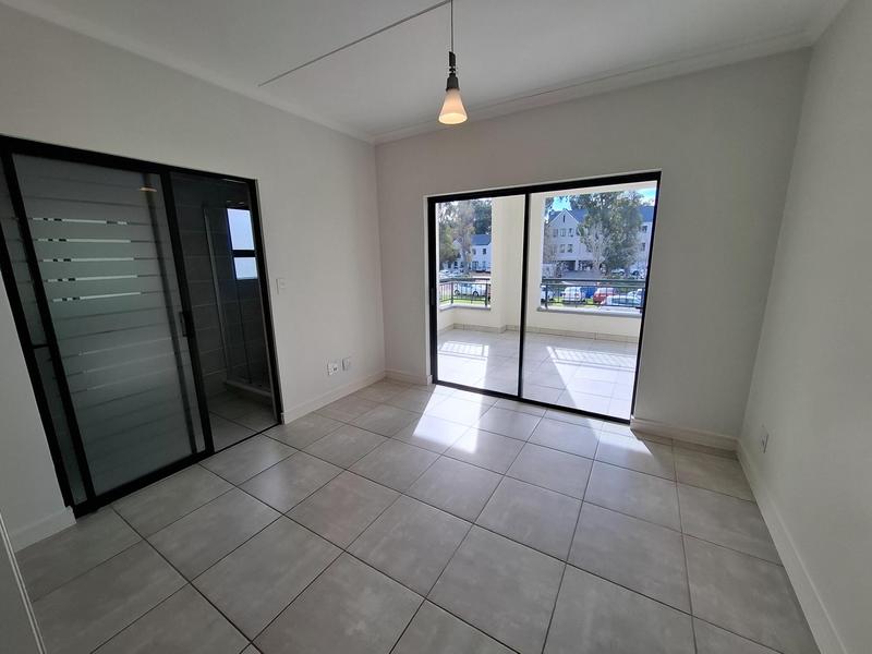 To Let 2 Bedroom Property for Rent in Paardevlei Western Cape